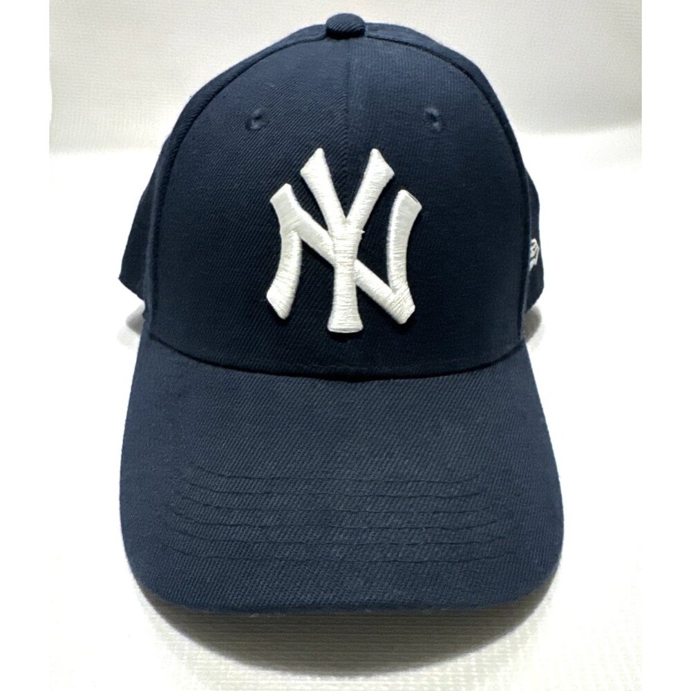 New York Yankees New Era Adjustable Cap MLB Licensed